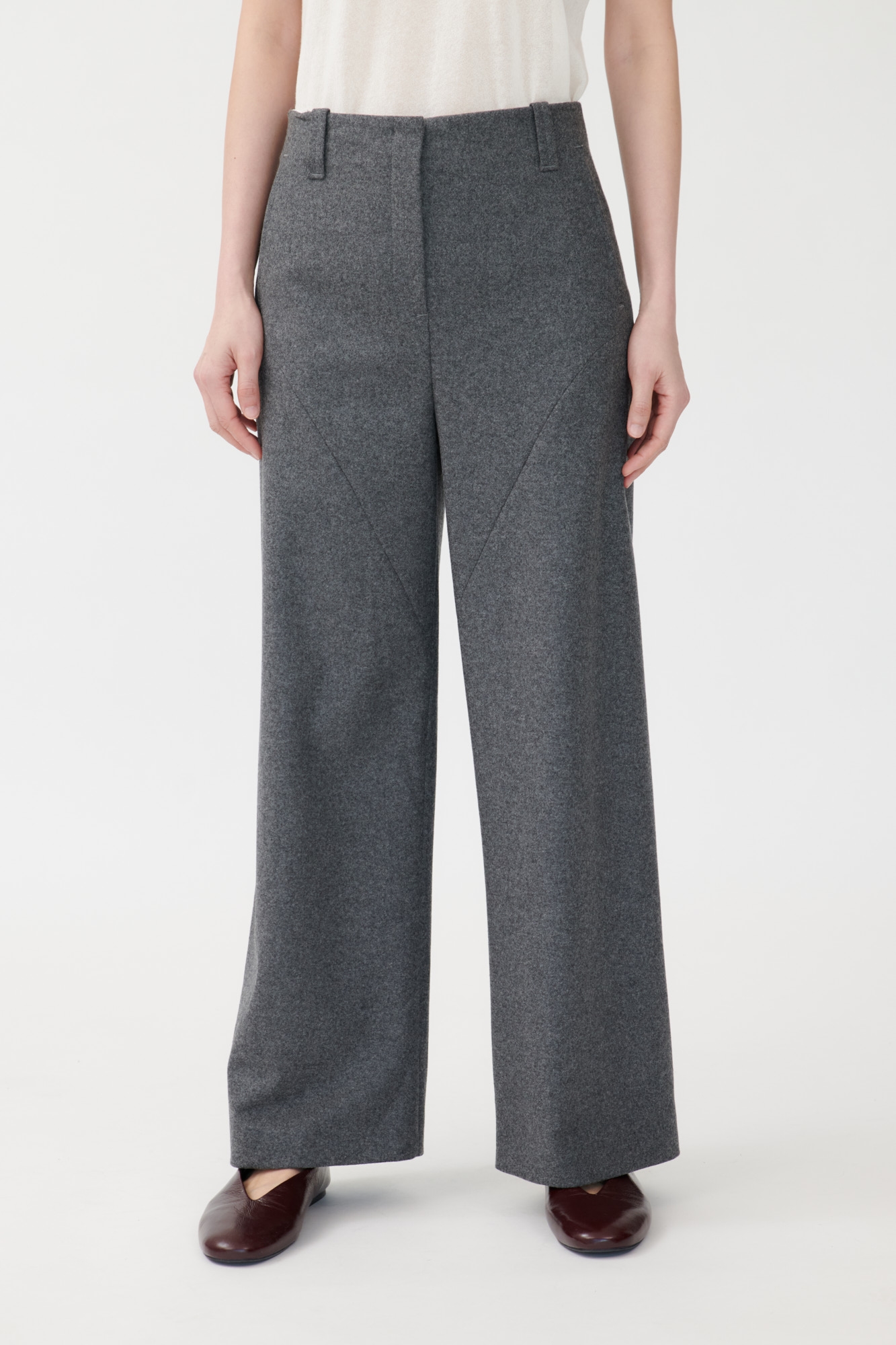 Pantalon Capri Annette Gortz – Laine – Gris – Taille 40 – État Parfait